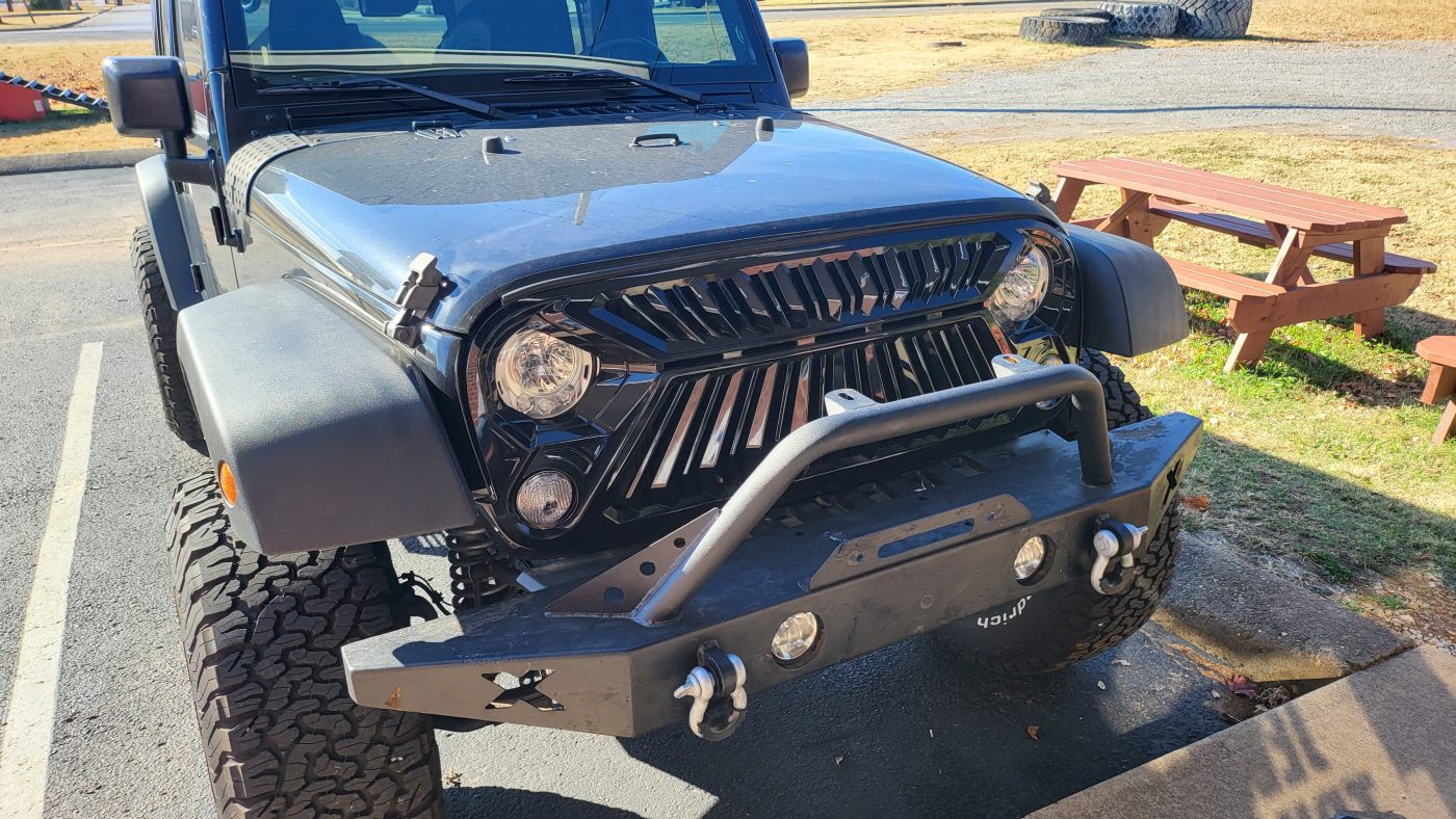 Front grille and bumper closeup
